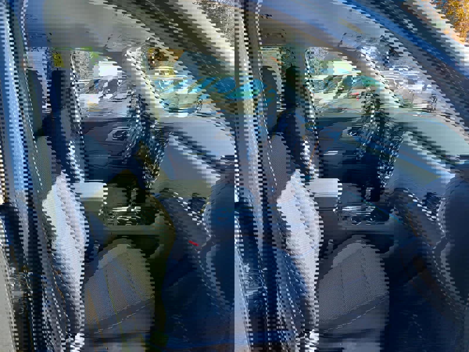 Used 2020 Chevrolet Traverse LT w/ Driver Confidence II Package image 21