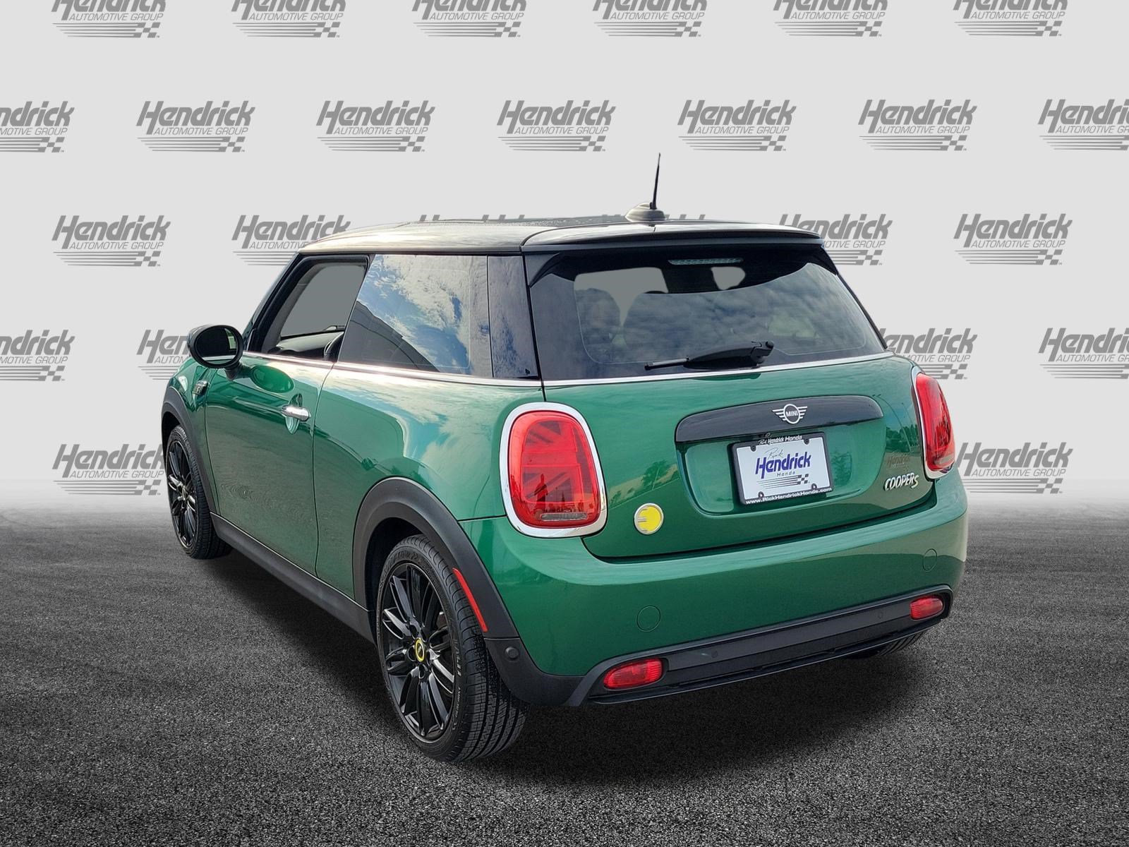 Used 2024 MINI Cooper SE FWD image 5