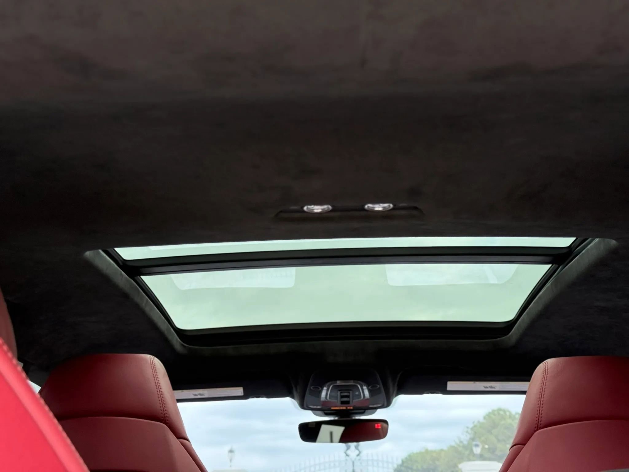 Used 2019 Lamborghini Urus image 8