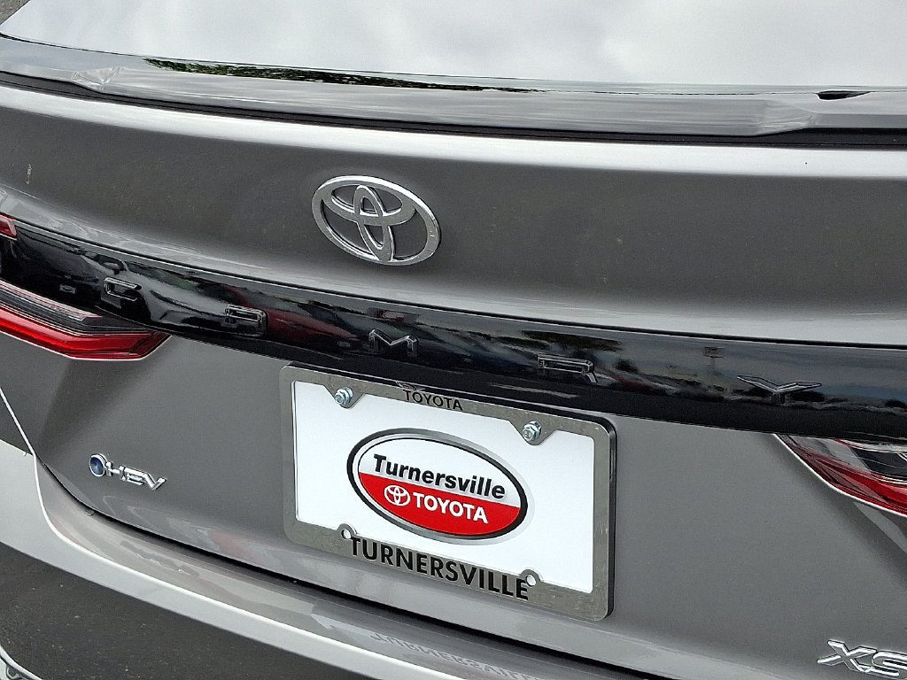 Used 2026 Toyota Camry XSE FWD image 31