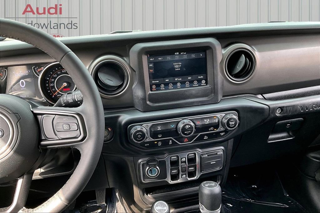 Used 2023 Jeep Wrangler Sport S AWD/4WD image 9