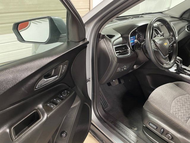 Used 2024 Chevrolet Equinox LT w/ LPO, Floor Liner Package AWD/4WD image 10
