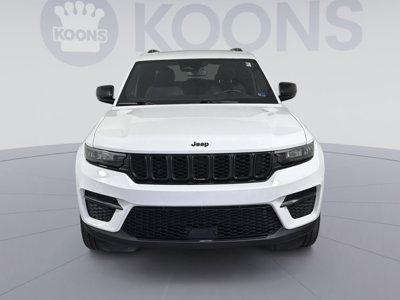 Used 2023 Jeep Grand Cherokee Altitude image 11