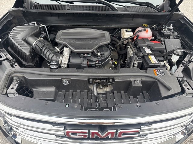 Used 2023 GMC Acadia SLT w/ Preferred Package image 30