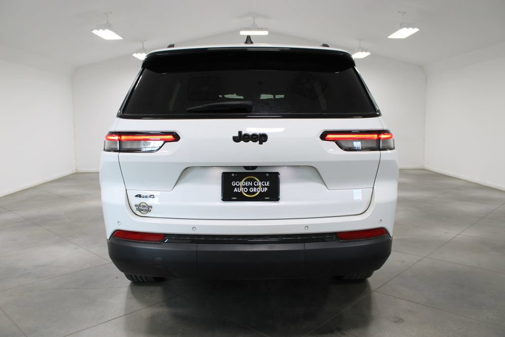 Used 2024 Jeep Grand Cherokee L Altitude AWD/4WD image 8