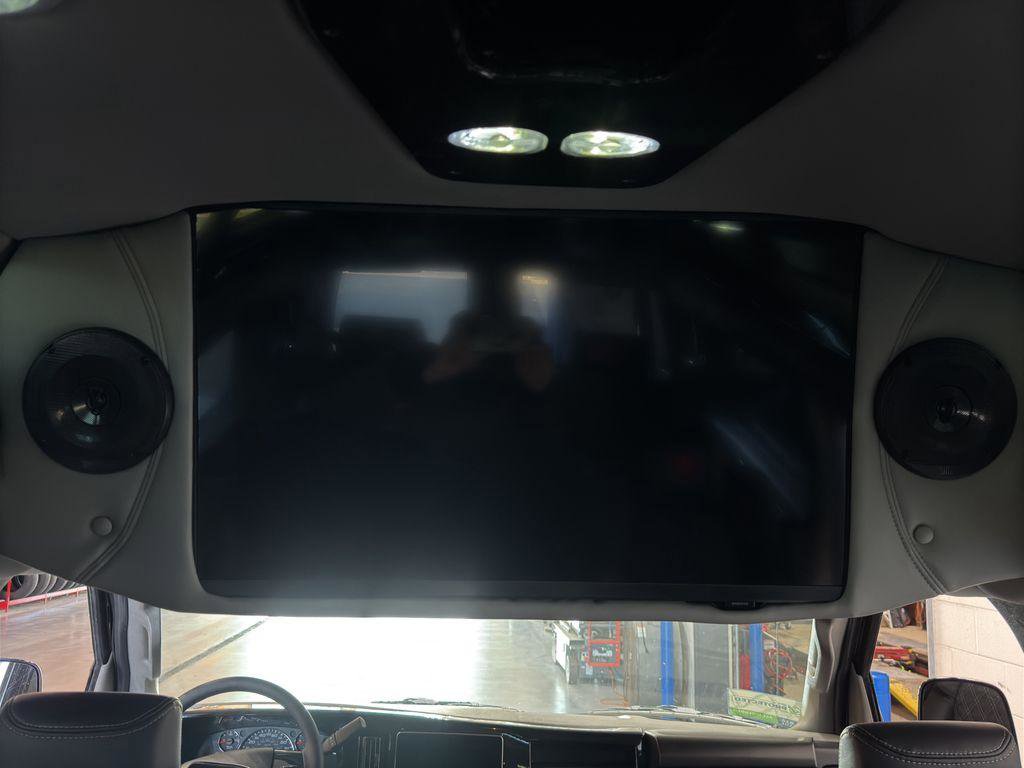 New 2025 GMC Savana 2500 Work Van image 37