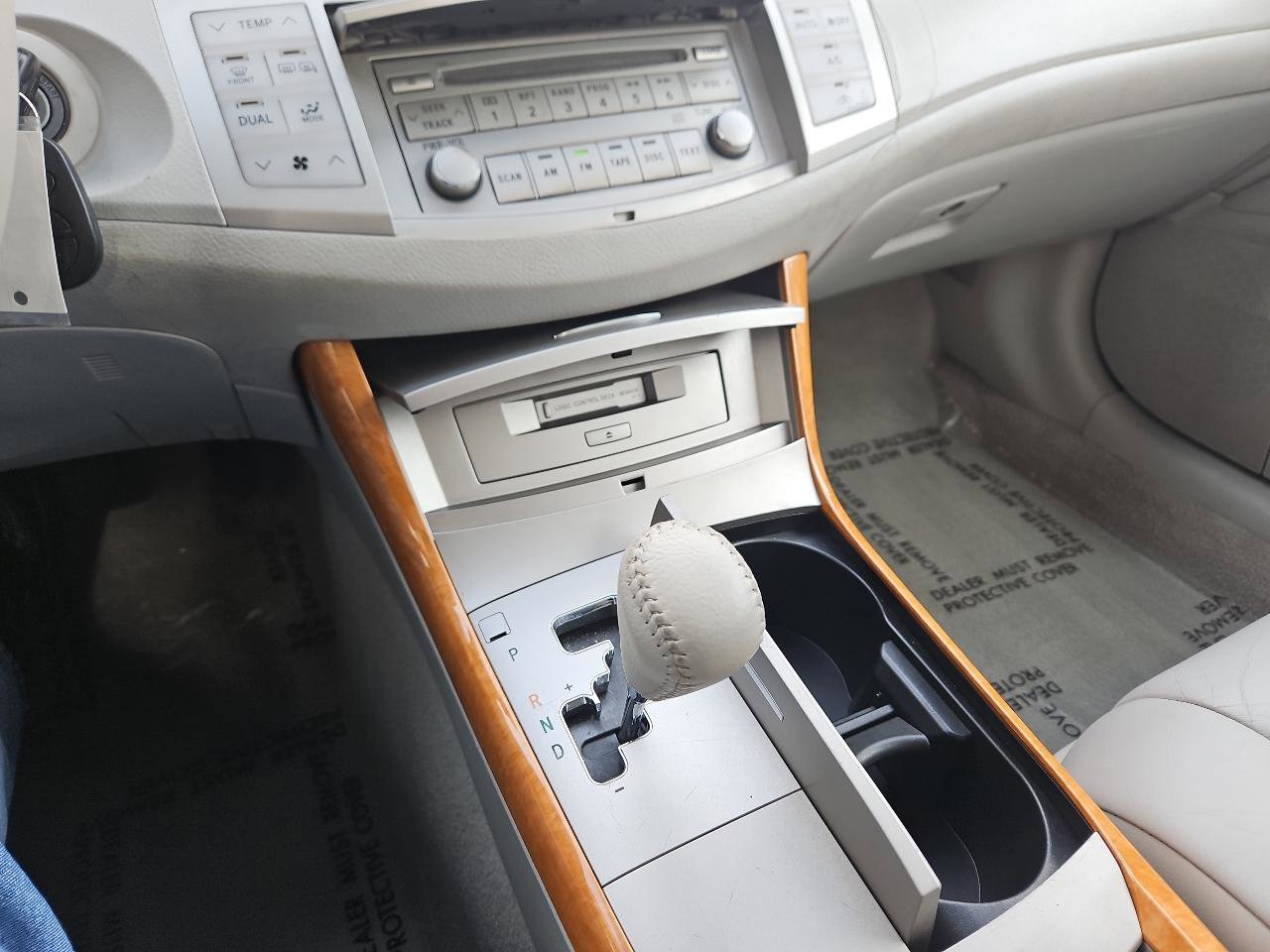 Used 2006 Toyota Avalon XLS image 18