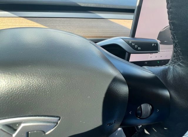 Used 2023 Tesla Model Y Long Range image 6