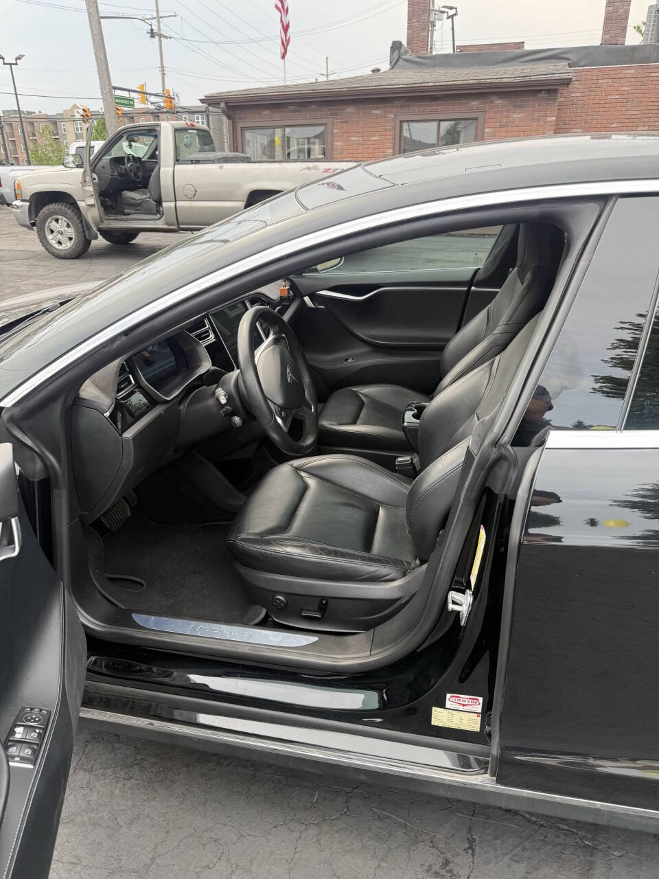 Used 2016 Tesla Model S 70D AWD/4WD image 10