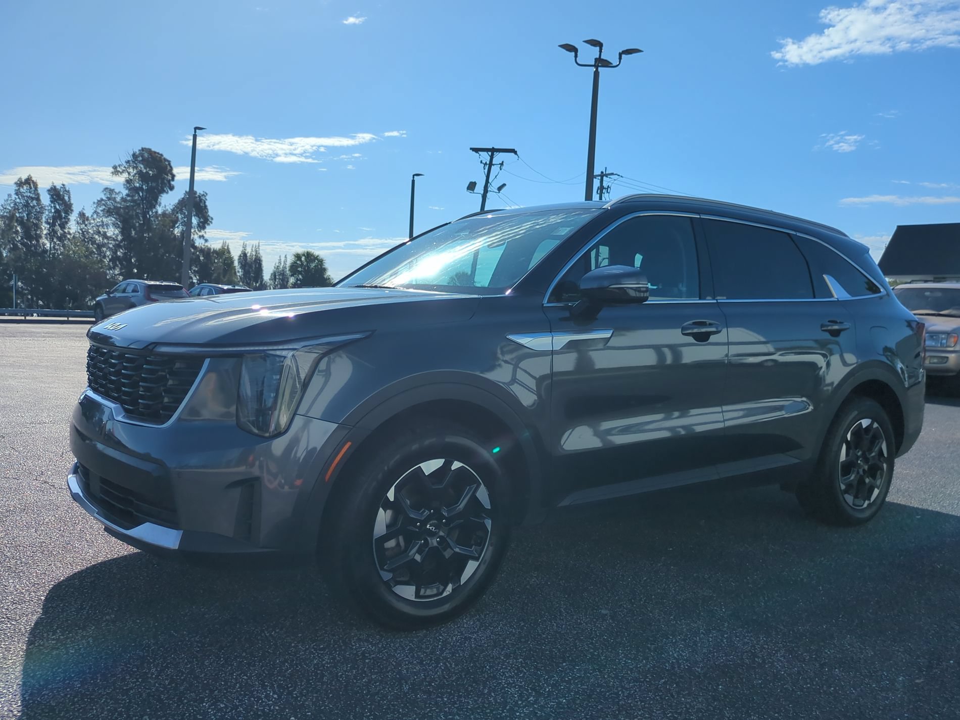 Used 2024 Kia Sorento S AWD/4WD image 8