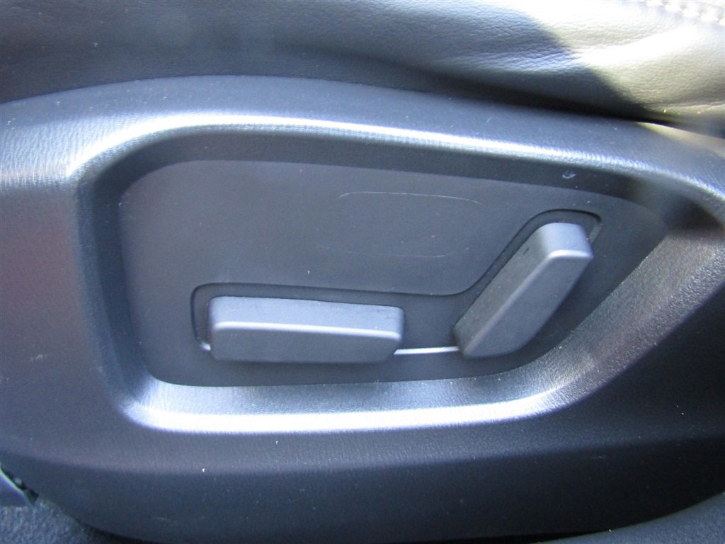 Used 2018 MAZDA CX-5 Touring image 16