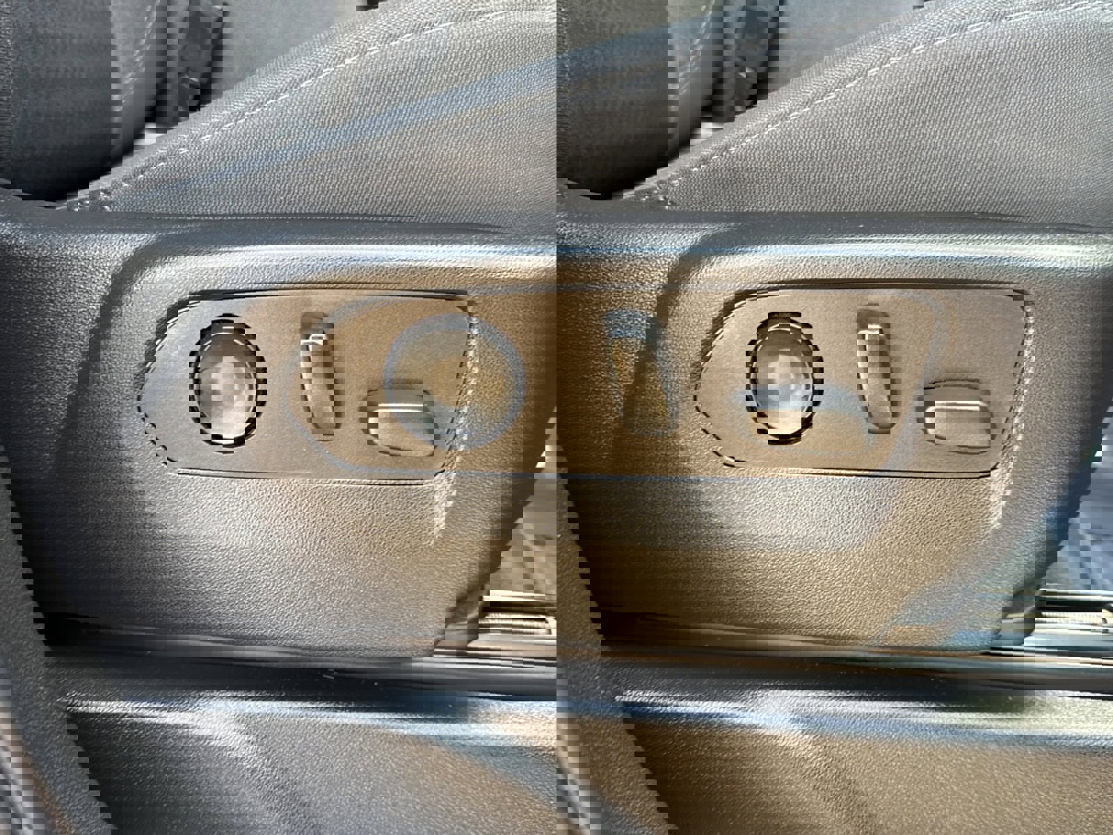 Used 2022 Chevrolet Tahoe LS w/ Driver Alert Package image 15