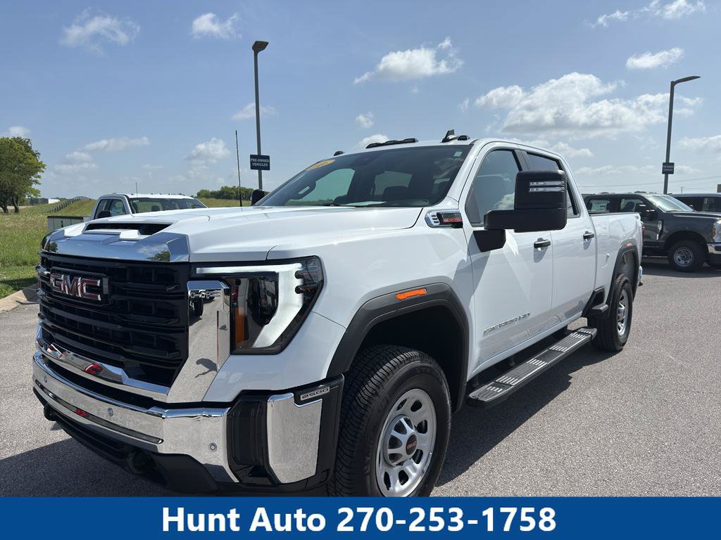 Used 2026 GMC Sierra 2500 Pro w/ 1SA Pro Safety Plus Package AWD/4WD image 1