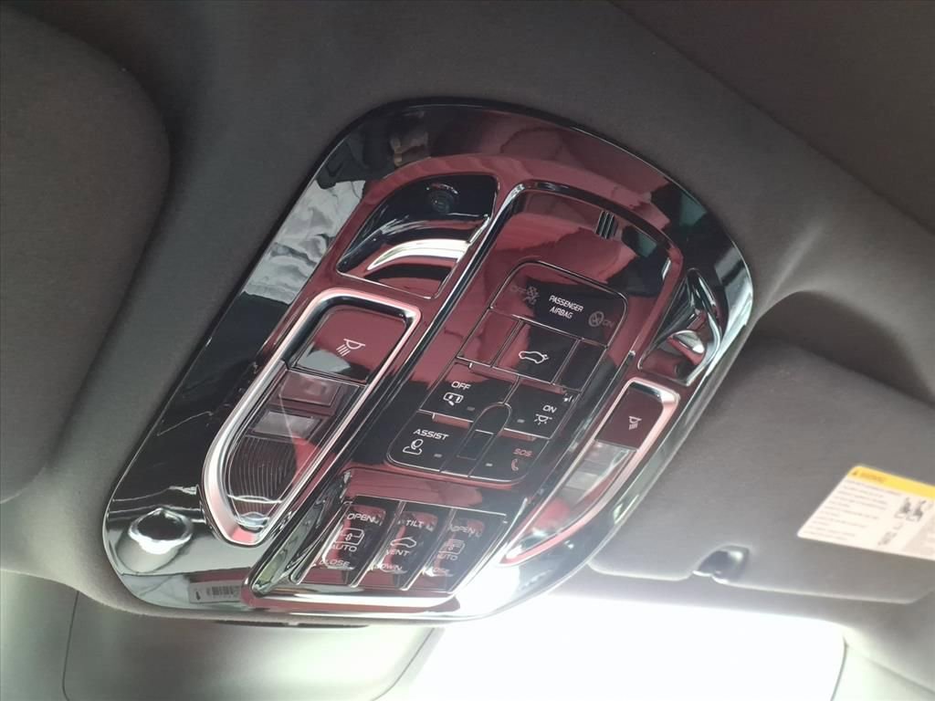 New 2026 Maserati Grecale Modena image 26