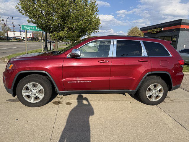 Used 2014 Jeep Grand Cherokee Laredo AWD/4WD image 7