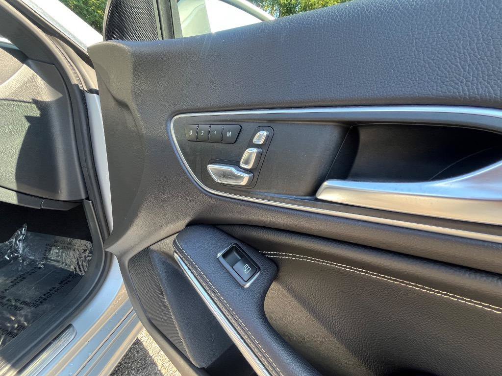 Used 2018 Mercedes-Benz CLA 250 image 40