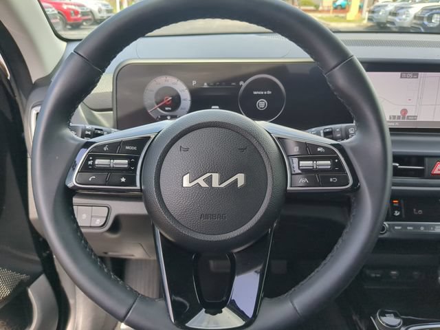 Used 2024 Kia Seltos EX FWD image 31