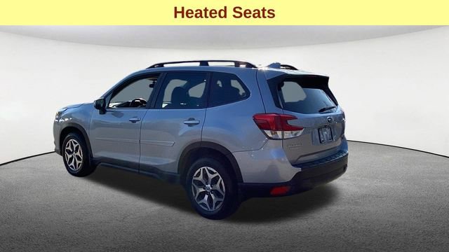 Used 2022 Subaru Forester Premium image 6