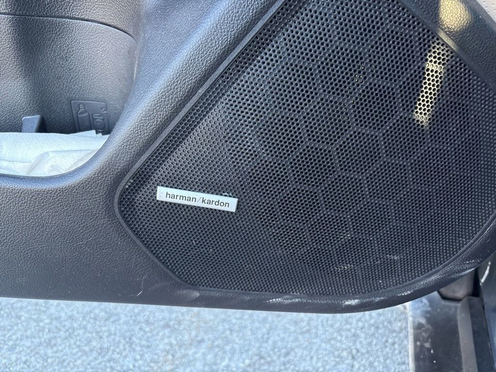 Used 2017 Subaru Outback 2.5i Limited image 59