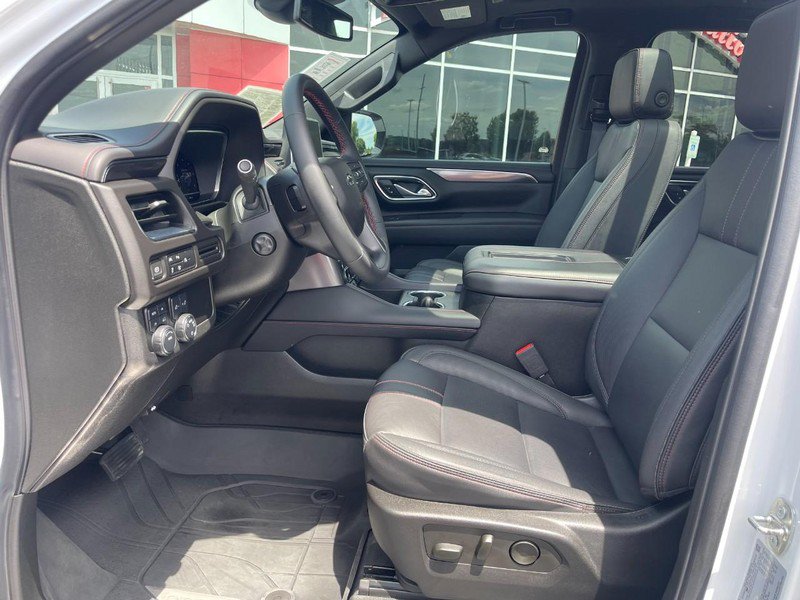 Used 2023 Chevrolet Suburban RST w/ Sport Performance Package AWD/4WD image 23