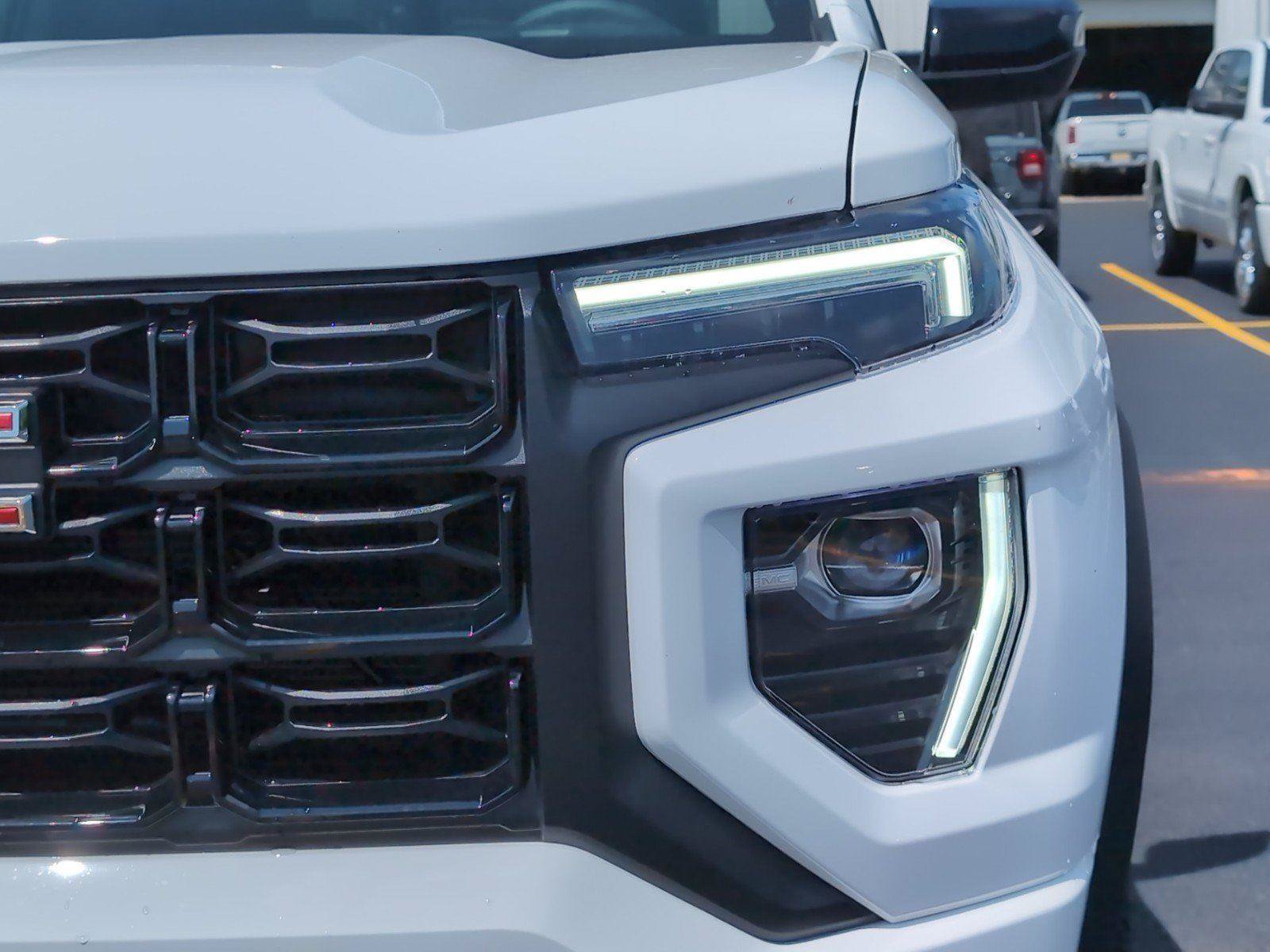 New 2026 GMC Canyon Elevation w/ Convenience Package RWD image 12