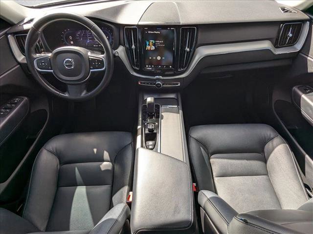 Used 2024 Volvo XC60 B5 Core image 24
