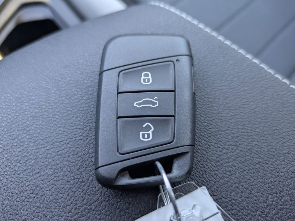 New 2026 Volkswagen Taos S image 28