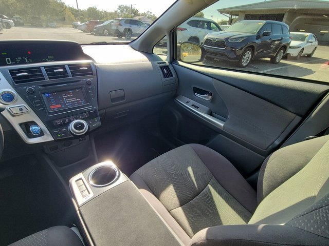 Used 2012 Toyota Prius V Three image 3