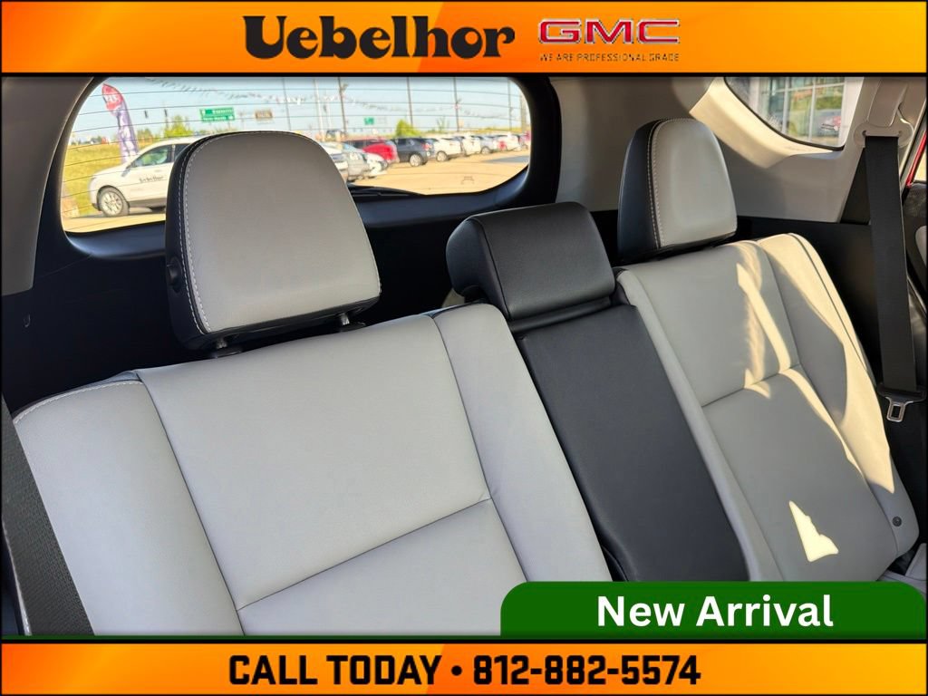 Used 2017 Toyota RAV4 Limited FWD image 6
