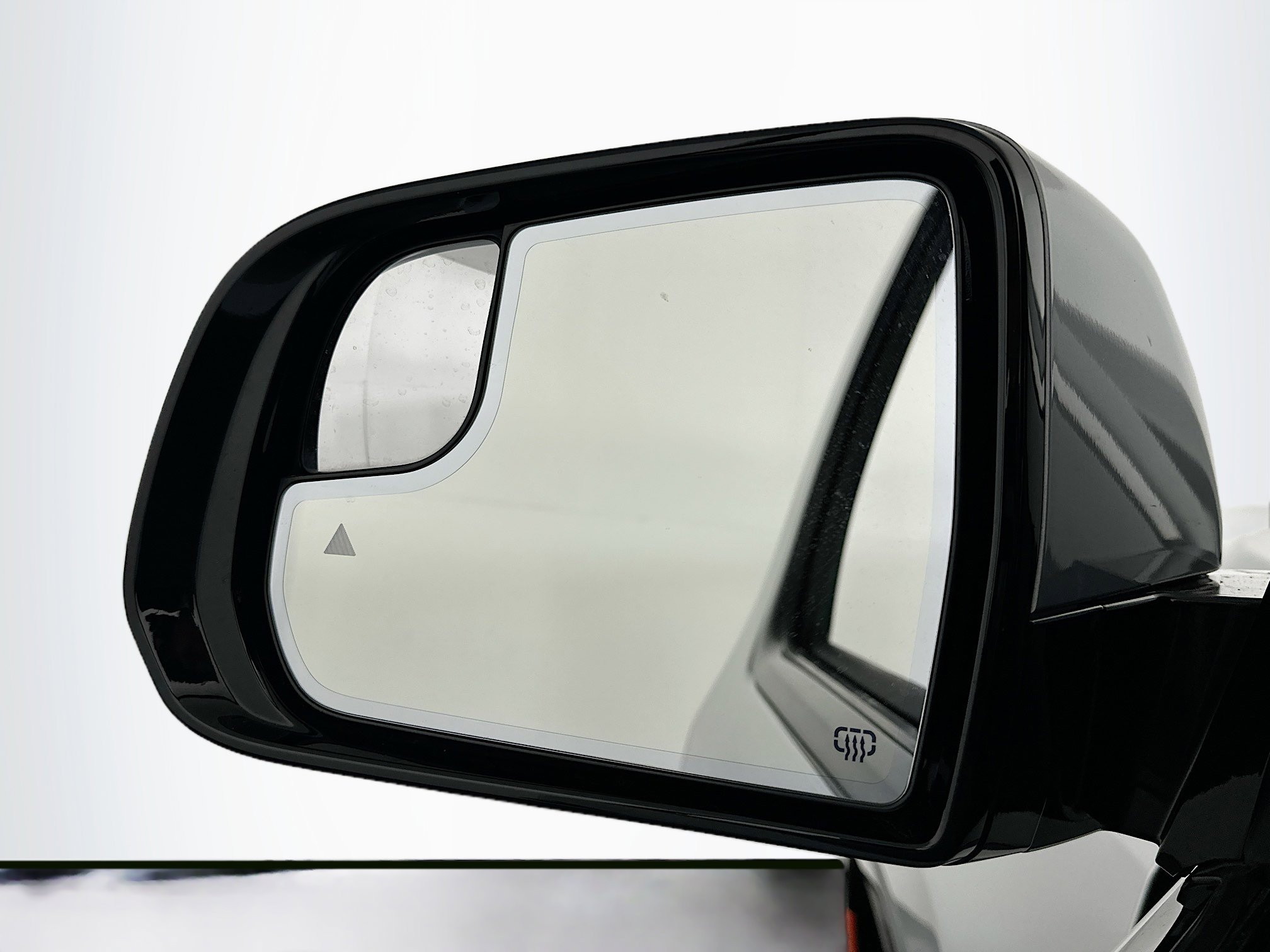 Used 2022 Jeep Wagoneer Series I w/ Rear Seat Video Group 1 image 16