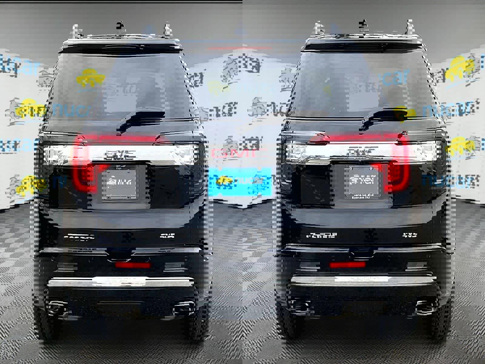 Used 2023 GMC Acadia Denali w/ Black Diamond Edition image 5