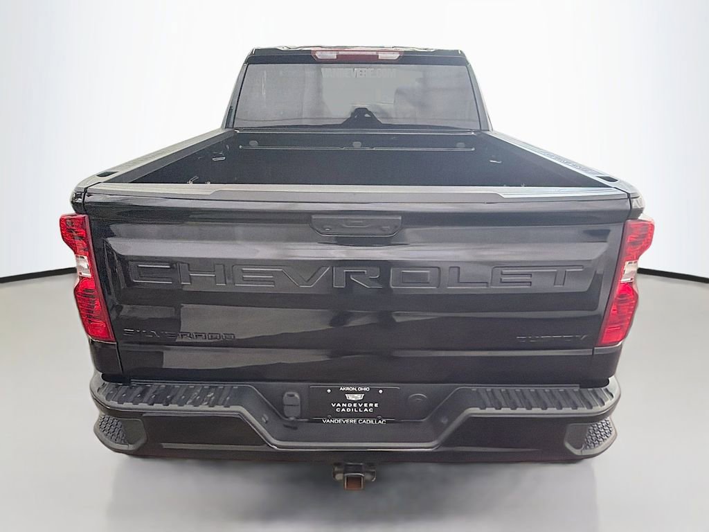 Used 2022 Chevrolet Silverado 1500 Custom w/ LPO, Dark Essentials Package AWD/4WD image 8