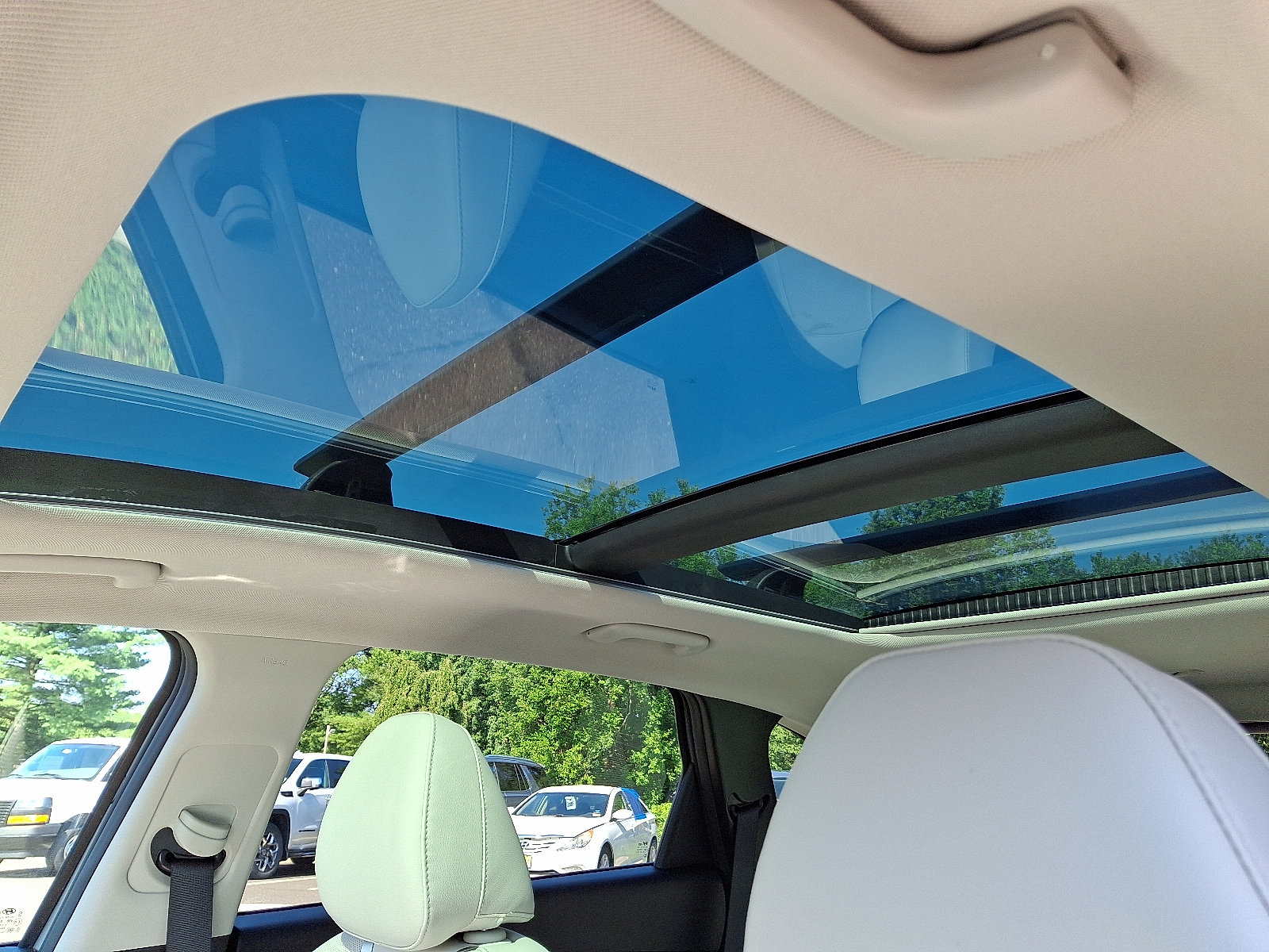 Certified 2024 Hyundai Tucson Limited FWD image 15