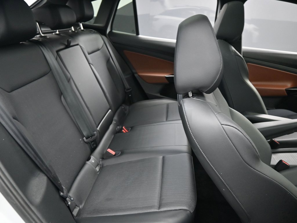 Used 2022 Volkswagen ID.4 Pro S image 34