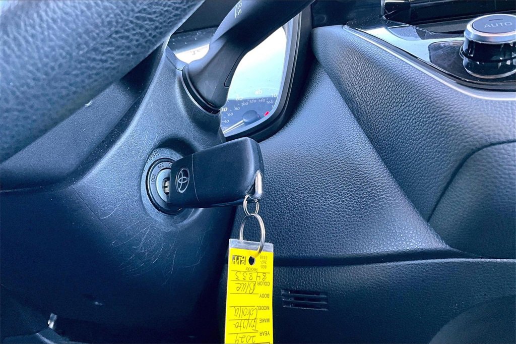 Used 2024 Toyota Corolla LE image 30