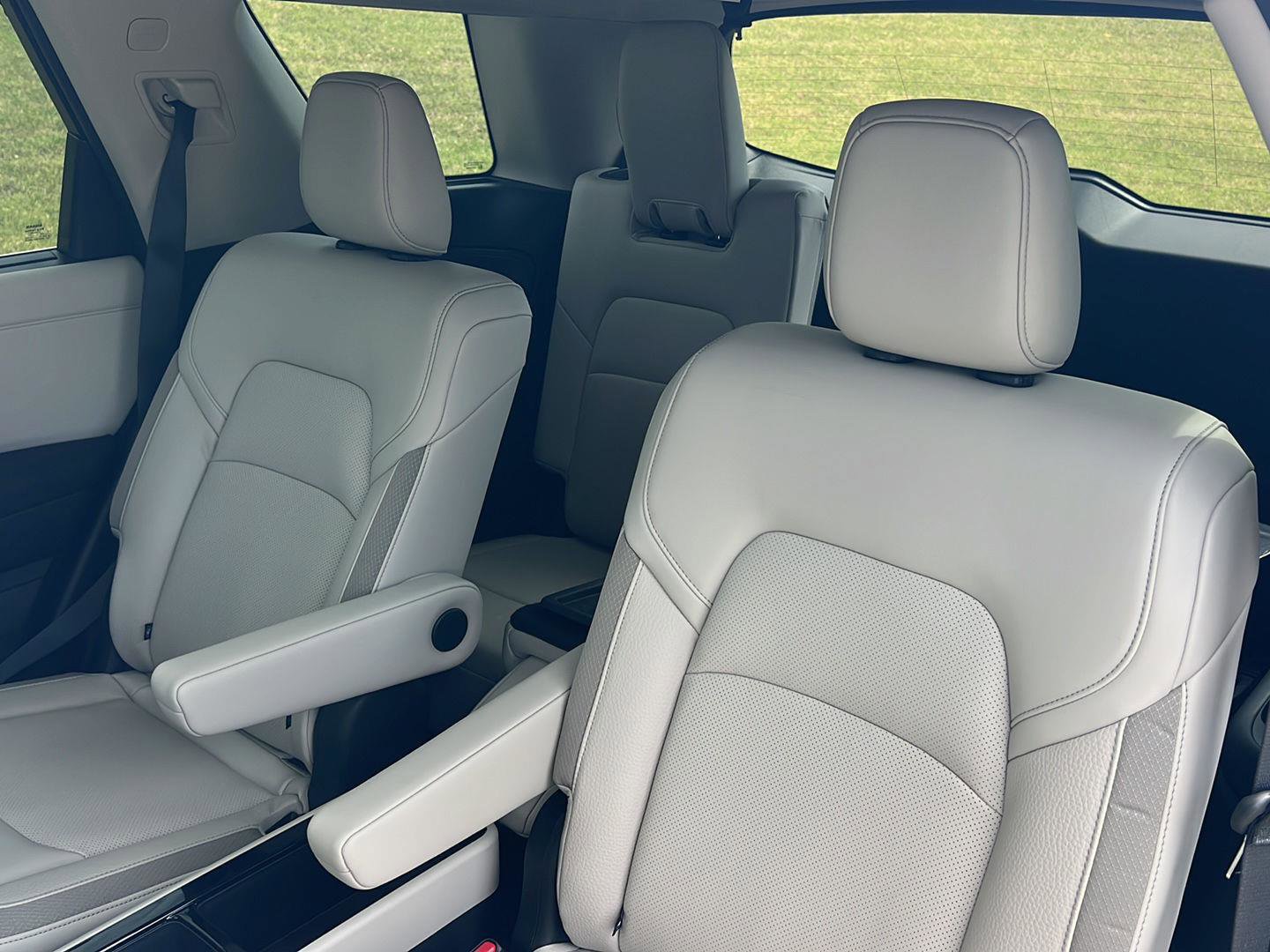 New 2026 Nissan Pathfinder SL w/ SL Premium Package image 33