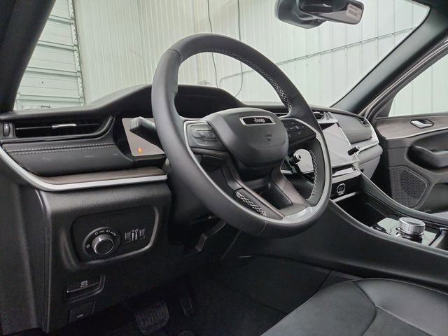 New 2026 Jeep Grand Cherokee Altitude AWD/4WD image 18