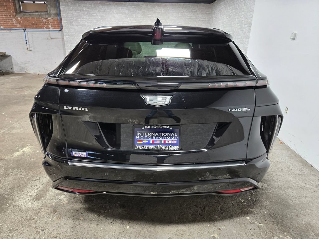 Used 2024 Cadillac Lyriq Luxury AWD/4WD image 49