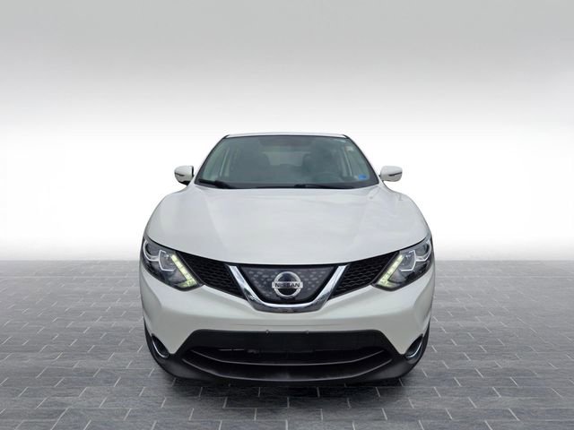 Used 2018 Nissan Rogue Sport AWD image 2