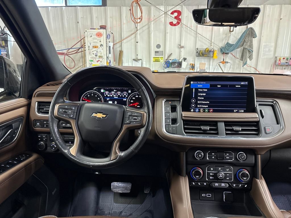 Used 2021 Chevrolet Tahoe High Country w/ Premium Package AWD/4WD image 17