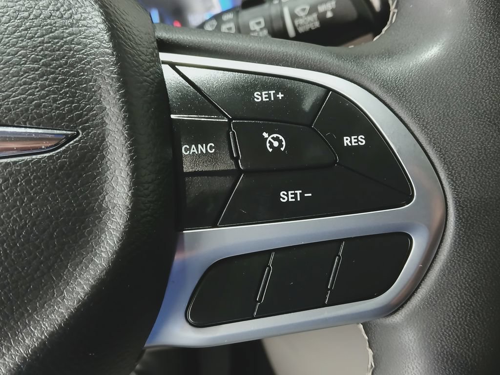 Used 2024 Chrysler Voyager LX FWD image 29