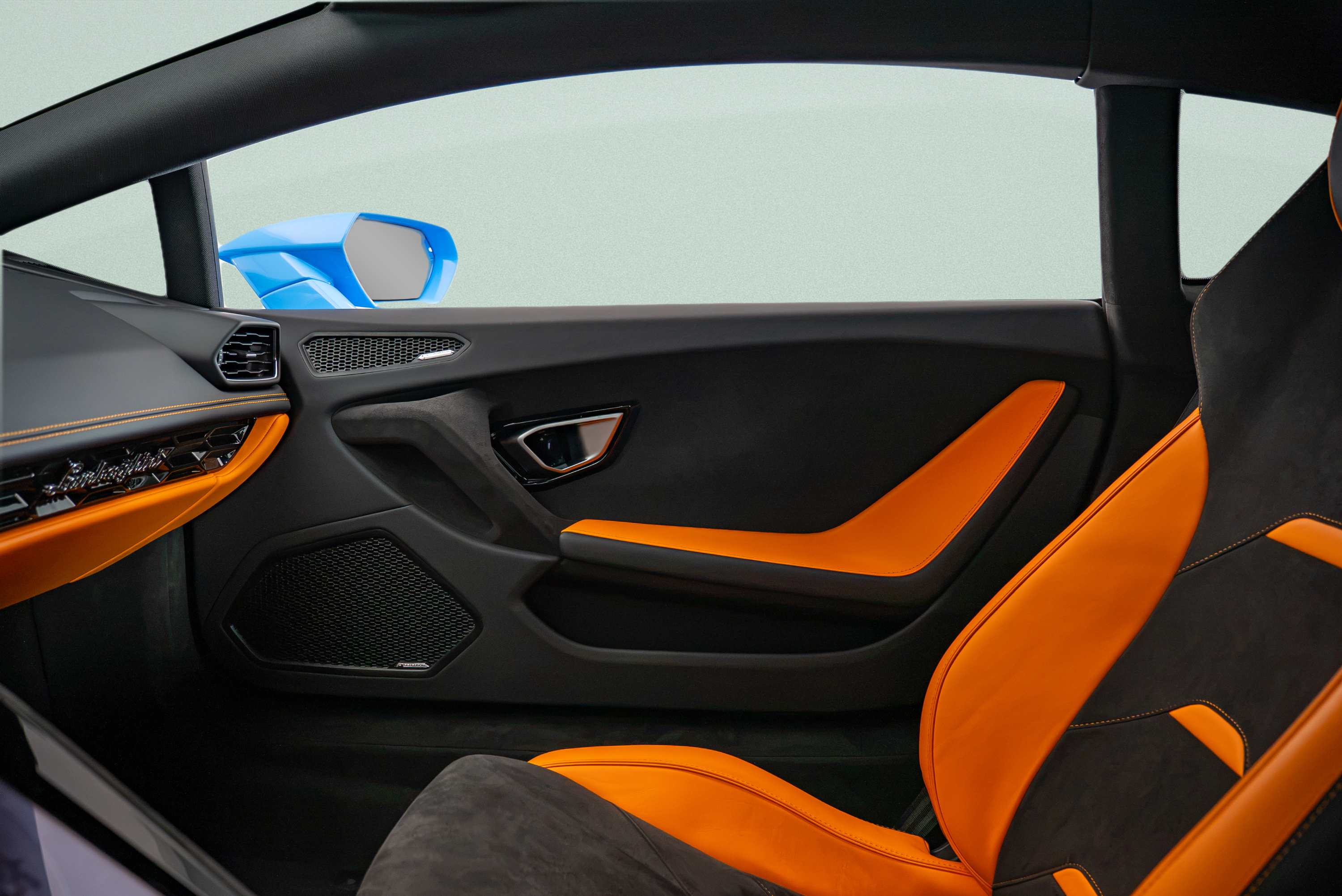 Used 2024 Lamborghini Huracan Tecnica RWD image 19