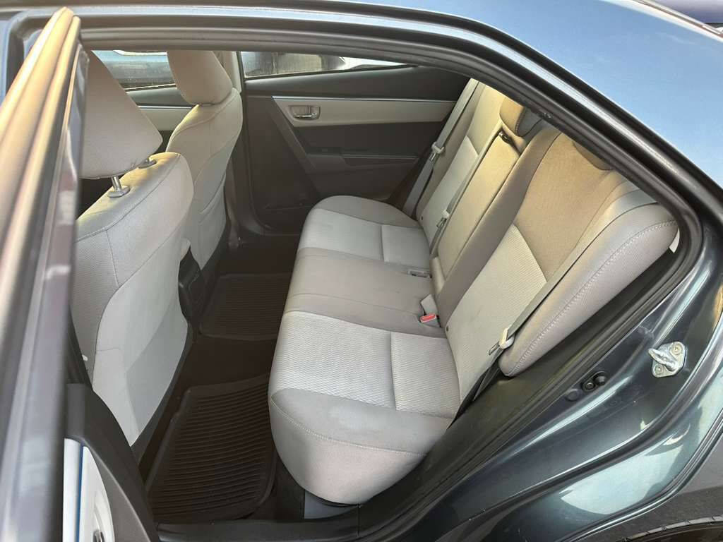 Used 2016 Toyota Corolla LE image 20