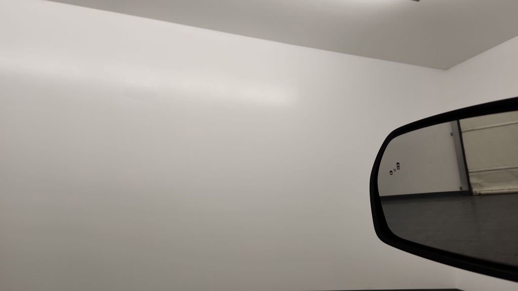 Used 2022 Ford Edge SEL image 19