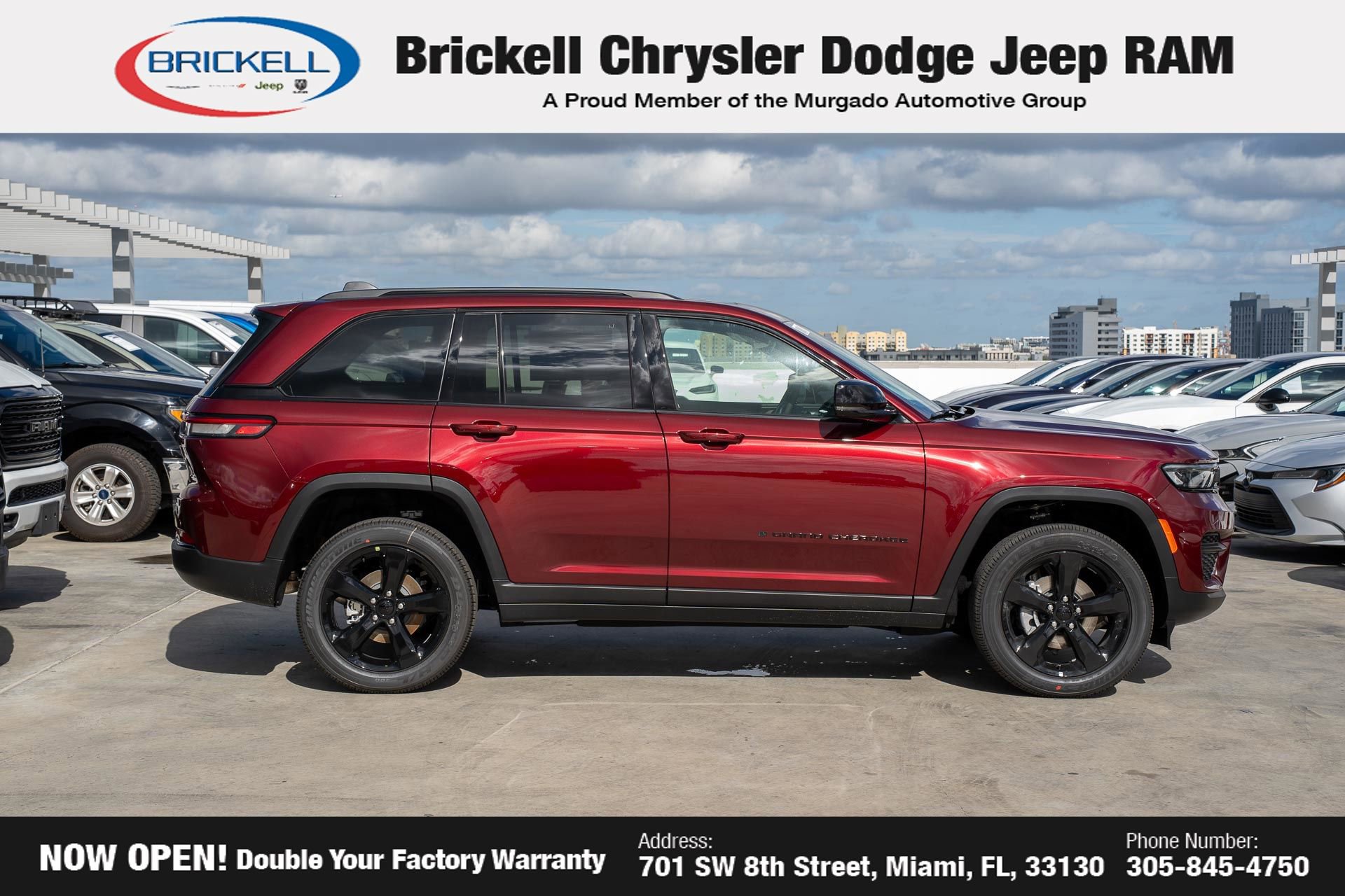 New 2025 Jeep Grand Cherokee Altitude image 4