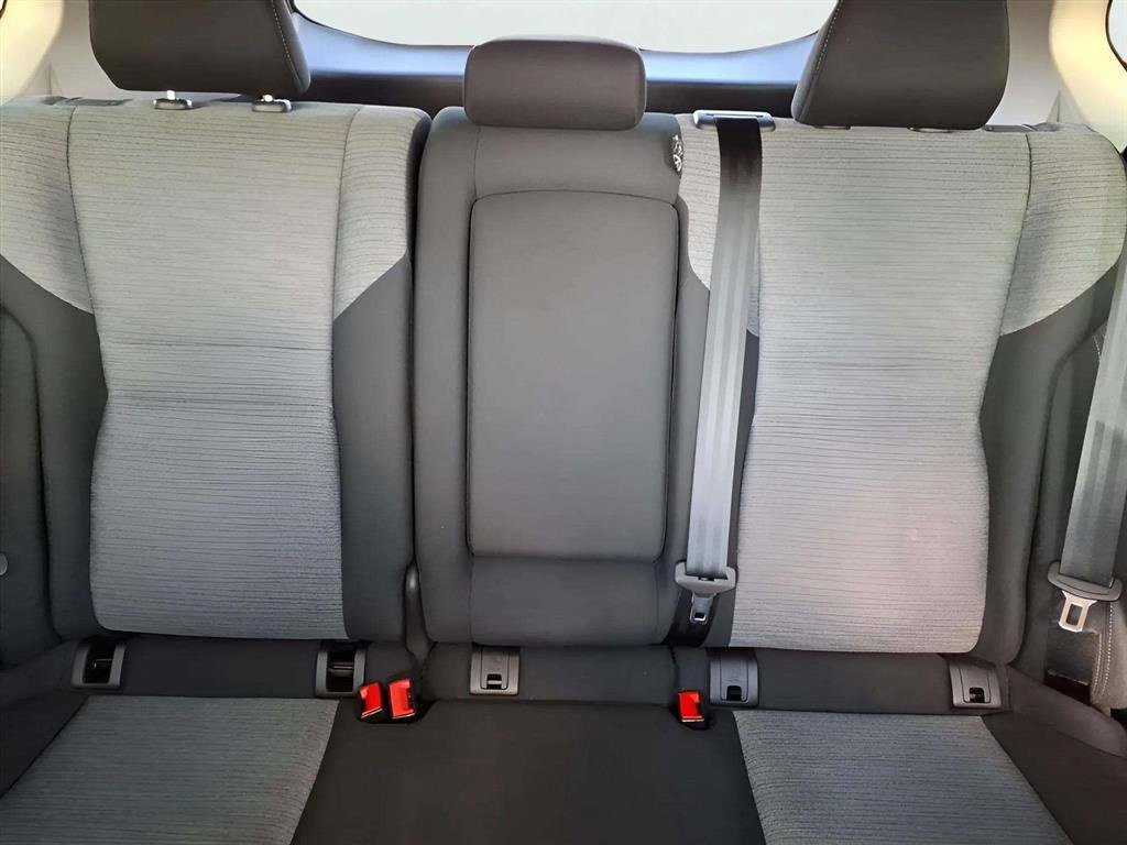 Used 2023 Nissan Rogue SV image 17