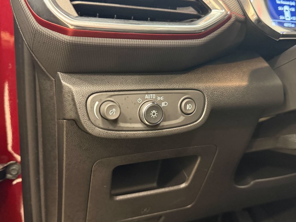Used 2022 Chevrolet TrailBlazer RS FWD image 18