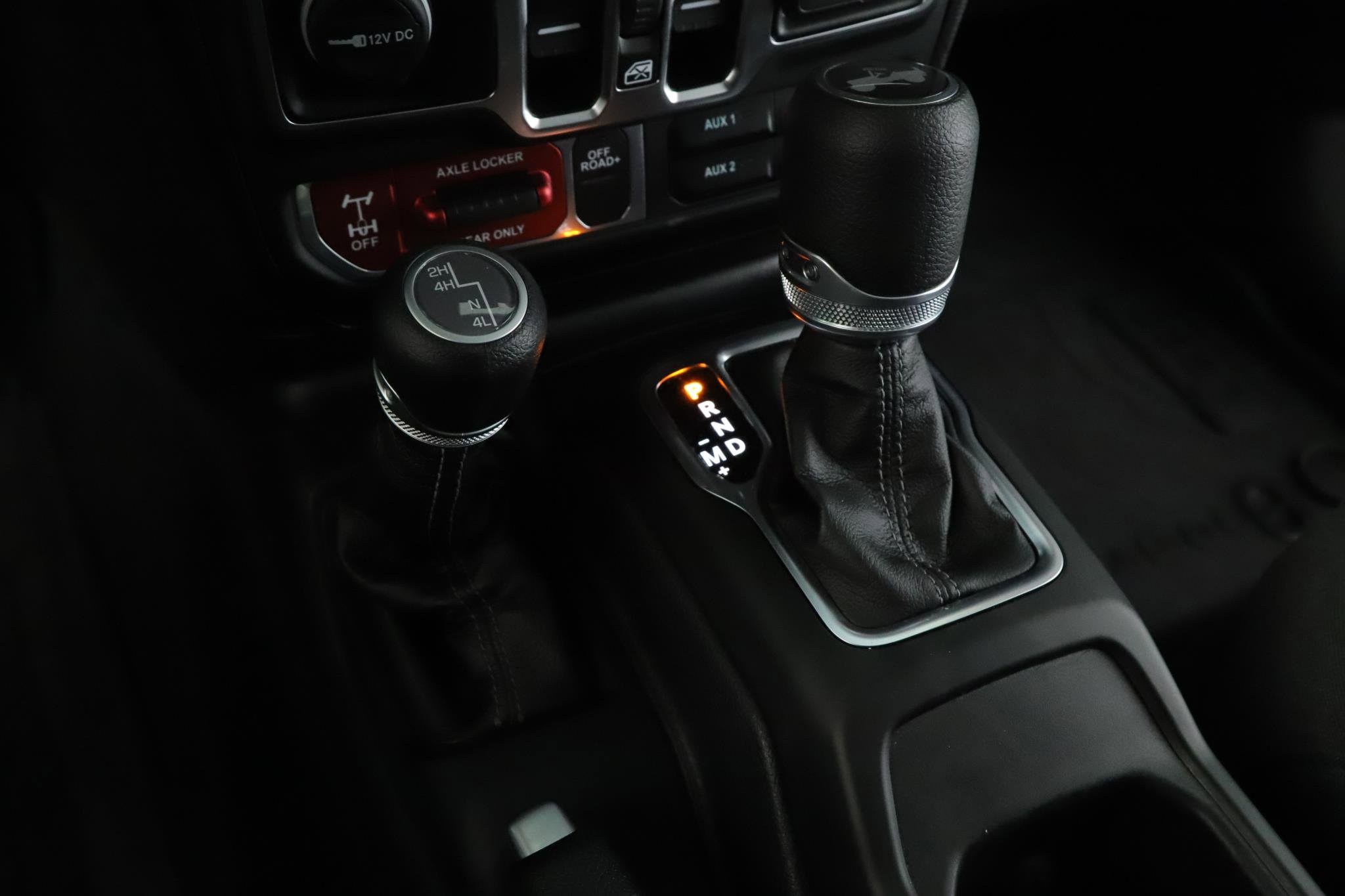 Used 2025 Jeep Wrangler Unlimited Sport image 16