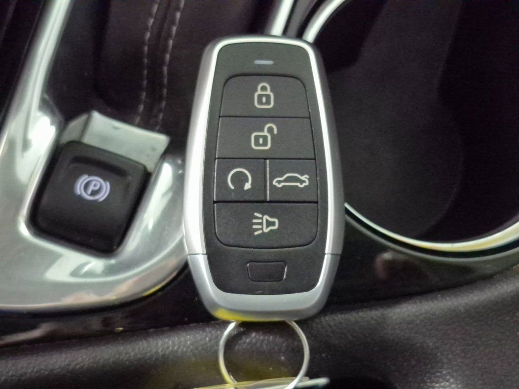 Used 2020 Buick Encore GX Select image 26