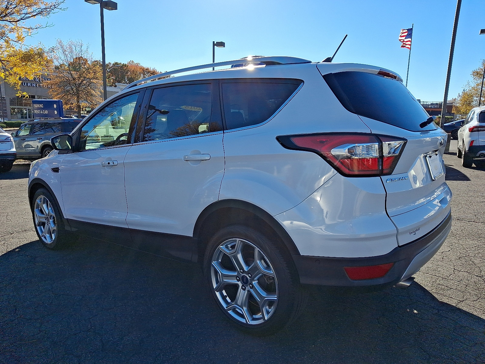 Used 2018 Ford Escape Titanium image 4